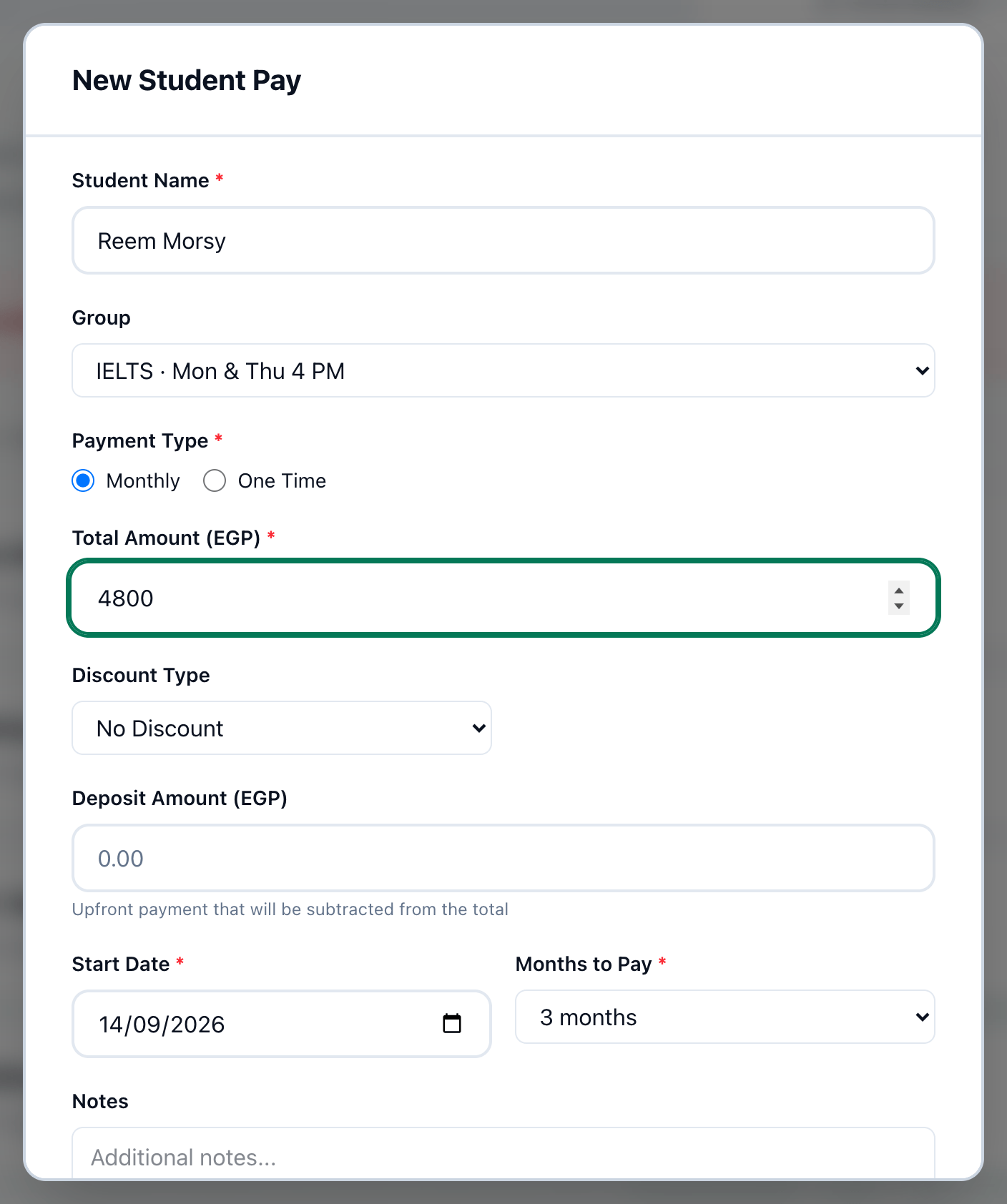 The New Student Pay dialog with a student and a group chosen, and the student, group, payment type, total amount and discount fields highlighted